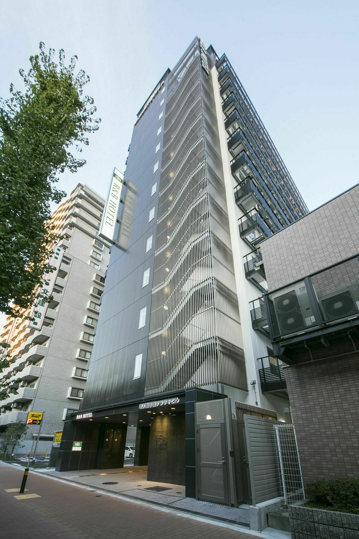 อาร์ แอนด์ บี โฮเต็ล ชิน โอซาก้า คิตะงุชิ Hotel ภายนอก รูปภาพ