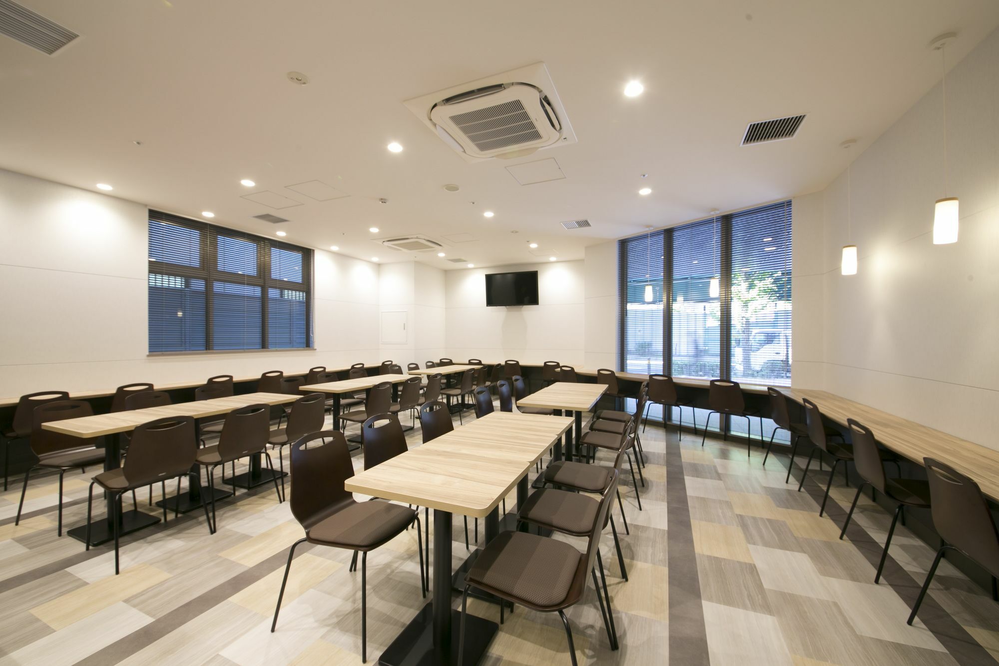 อาร์ แอนด์ บี โฮเต็ล ชิน โอซาก้า คิตะงุชิ Hotel ภายนอก รูปภาพ