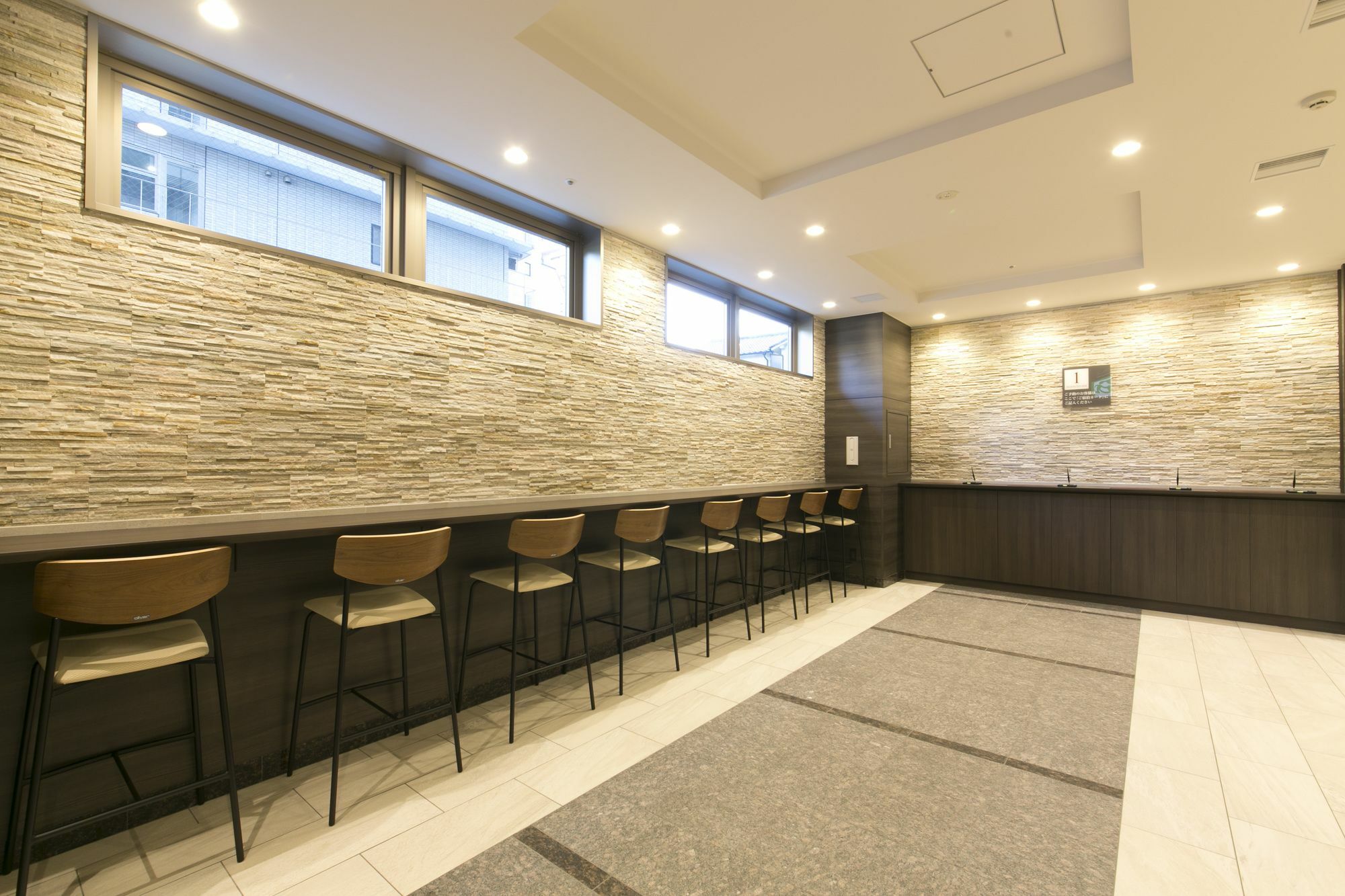 อาร์ แอนด์ บี โฮเต็ล ชิน โอซาก้า คิตะงุชิ Hotel ภายนอก รูปภาพ